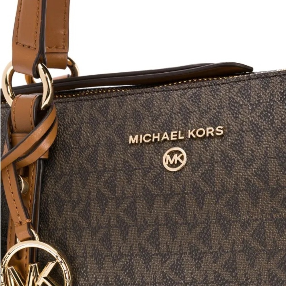 MICHAEL Michael Kors
Sullivan Small Convertible Top Zip Tote - Picture 5 of 9